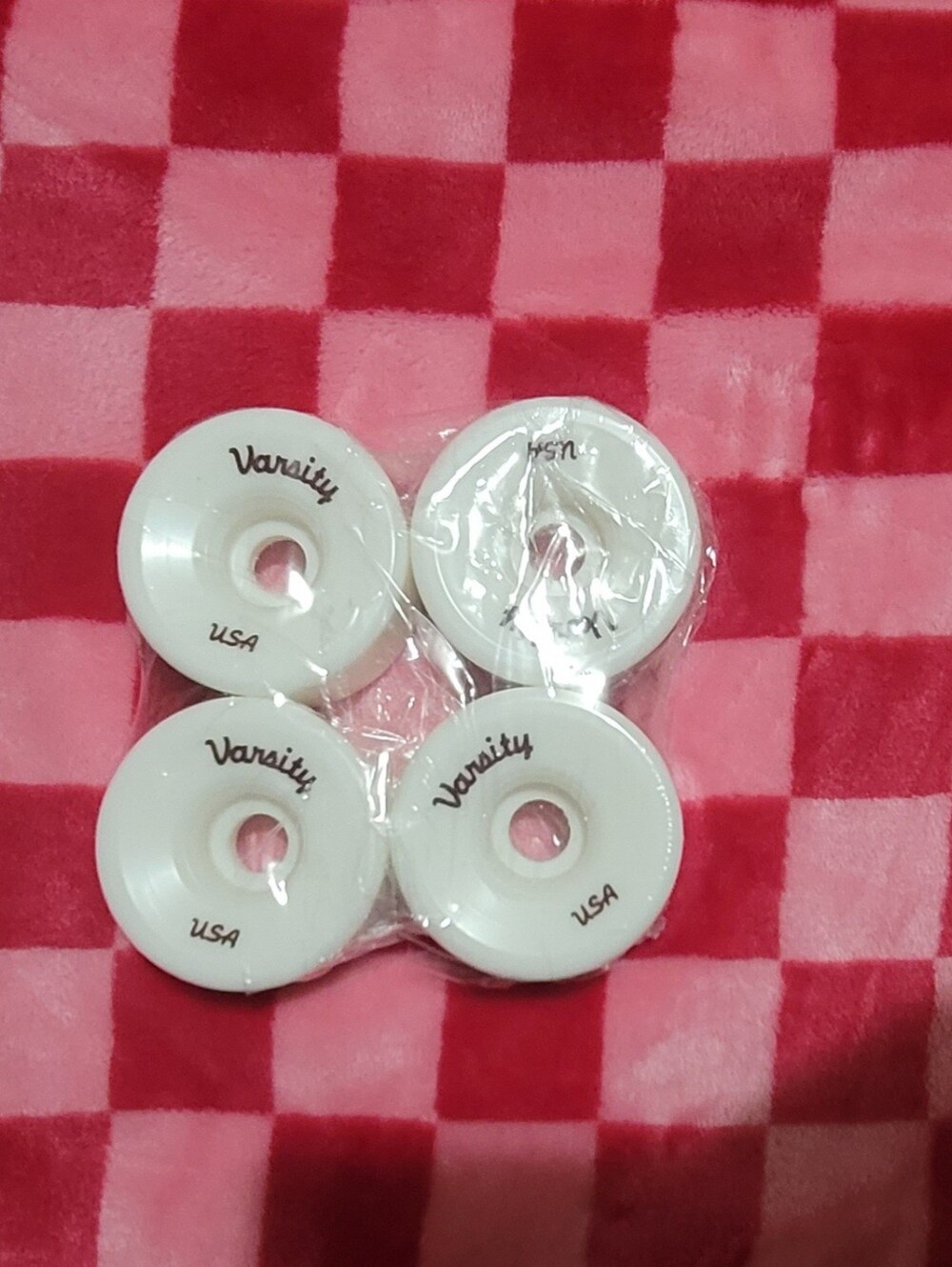 Riedell Varsity White Skate Wheels - Classic Logo Set